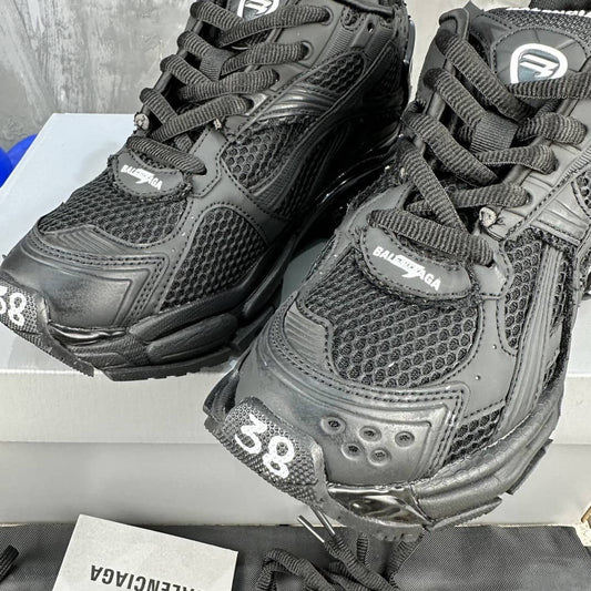 Balenciaga Runner Mattle Black