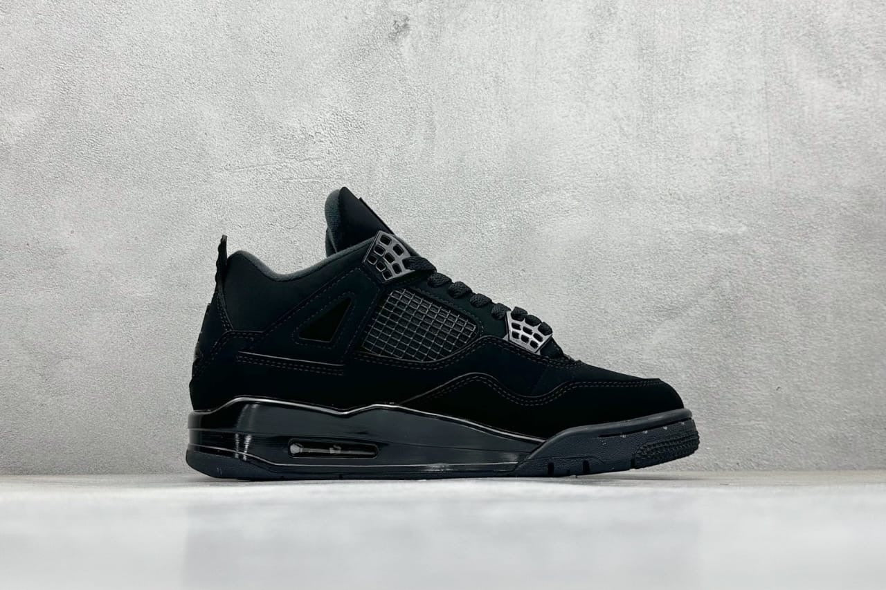 Air Jordan 4 Retro Black Cat