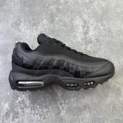 Nike Air Max 95 Essential sneakers