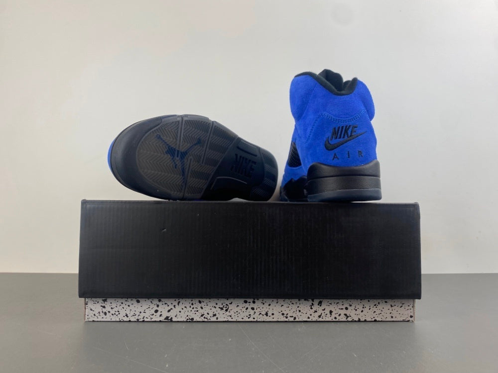 Air Jordan 5 Retro "Blue Suede"