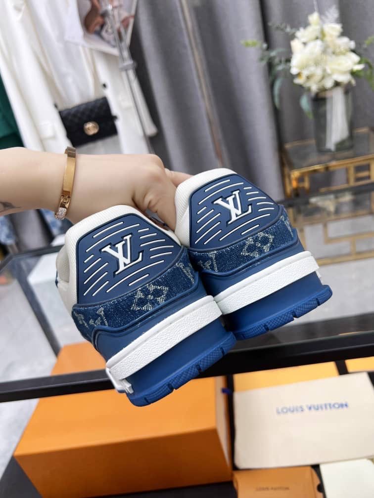 Louis Vuitton LV Sneaker Blue