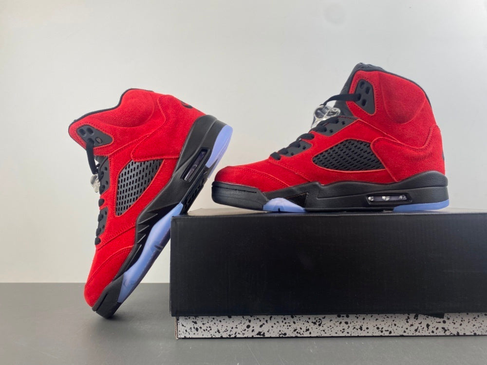 Nike Air Jordan 5 Retro "Raging Bull"