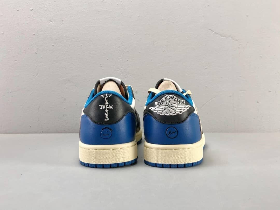 NIKE AIR JORDAN 1 LOW X FRAGMENT X TRAVIS SCOTT
