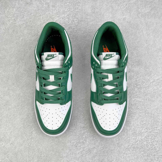 Nike Mens Dunk Low Retro Bttys