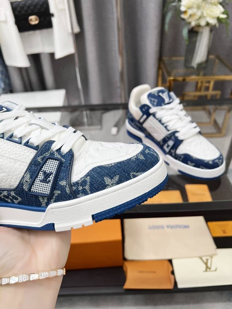 Louis Vuitton LV Sneaker Blue