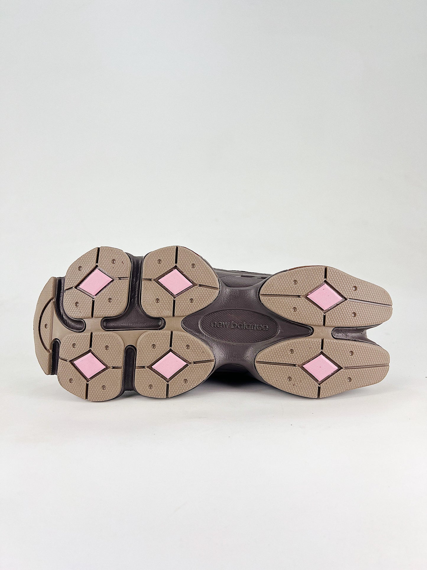Balance 9060 "Atmos Pink Timeless Beauty"