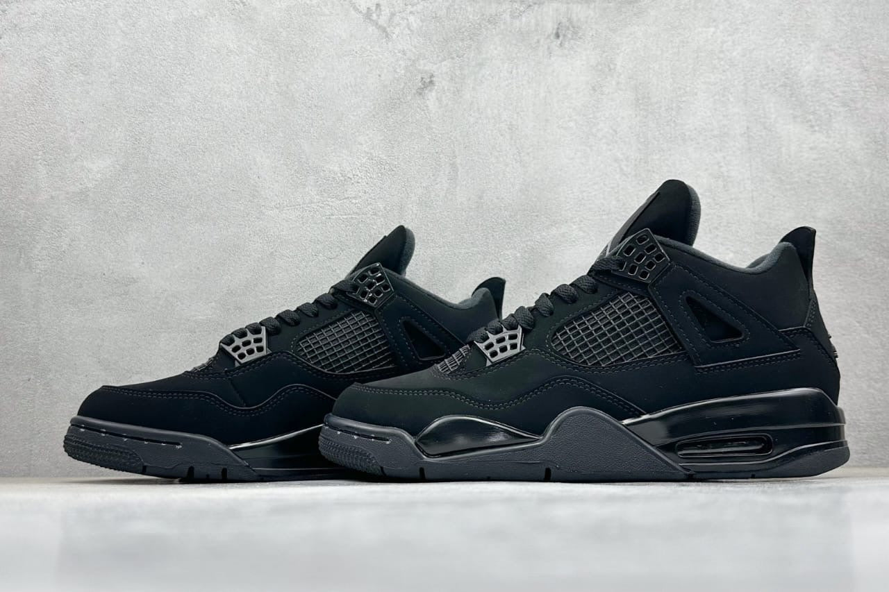 Air Jordan 4 Retro Black Cat