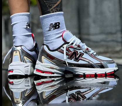 New Balance 740 "Infrared"